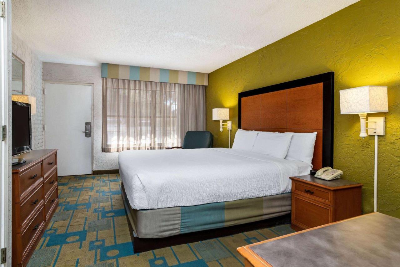 La Quinta Inn Tampa Airport Stadium Westshore Exterior foto